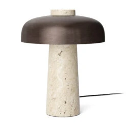 Menu Reverse Tischleuchte