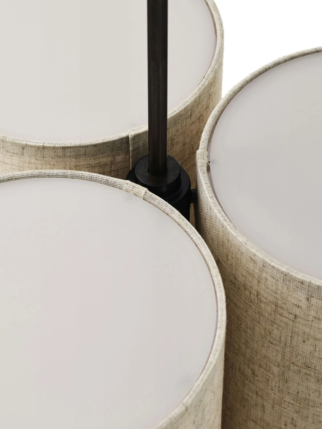 Menu Hashira Hängelampe Cluster Ø32 Cm, Raw – Bild 4