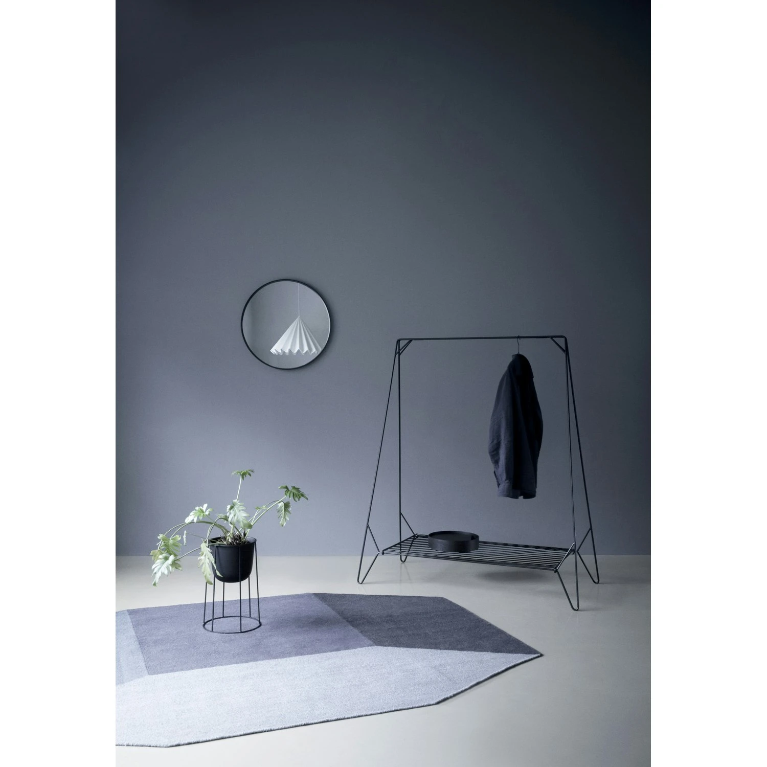 Menu Wire Flower Pot, Black – Bild 3