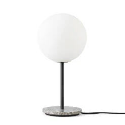 Menu TR Tischleuchte